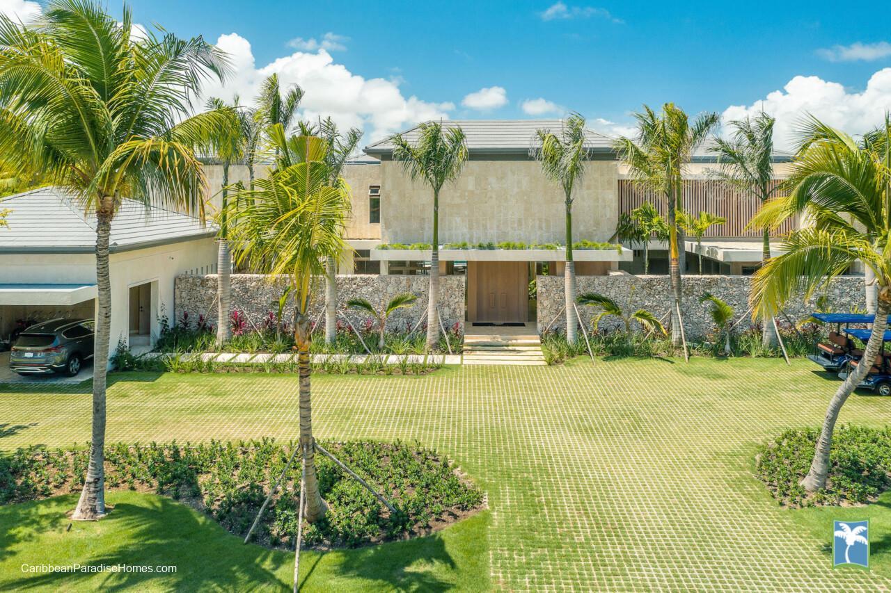 Arrecife_35_Punta_Cana_Resort_Caribbean_Paradise_Homes_44-scaled