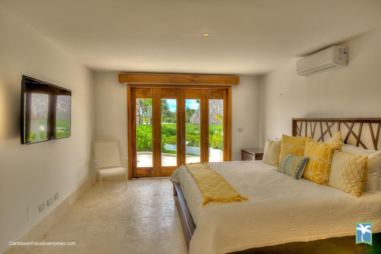 Cayuco_Villa_9_Cap_Cana_Caribbean_Paradise_Homes_15-scaled