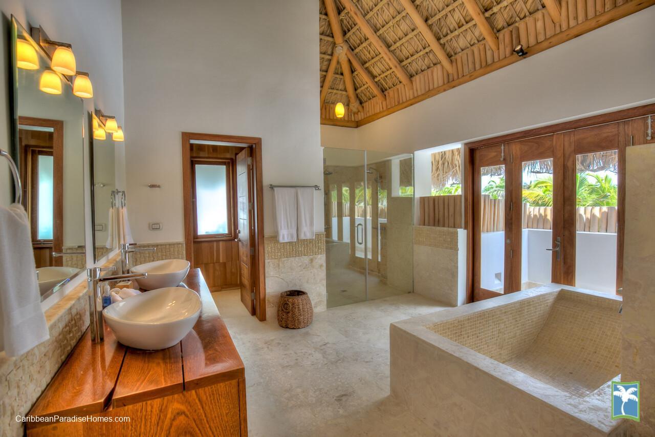 Cayuco_Villa_9_Cap_Cana_Caribbean_Paradise_Homes_32-scaled
