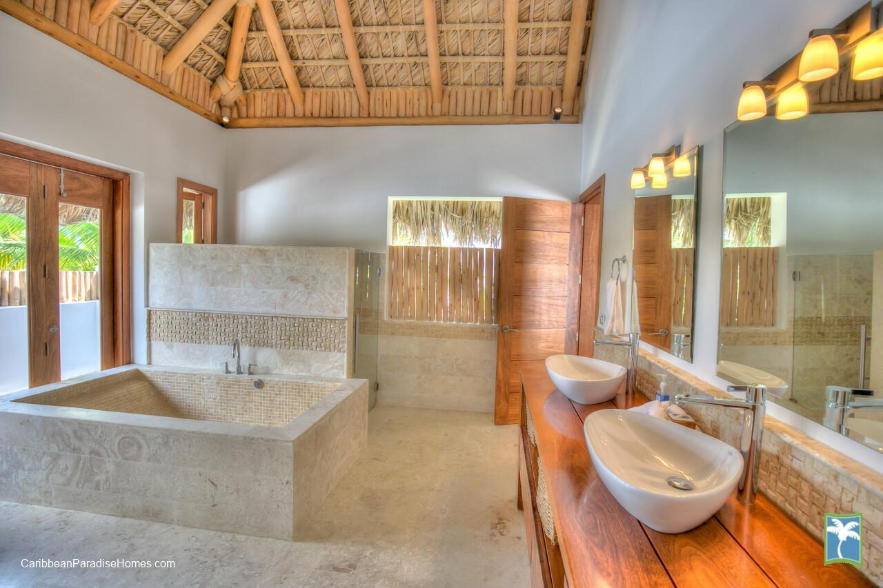 Cayuco_Villa_9_Cap_Cana_Caribbean_Paradise_Homes_34-scaled