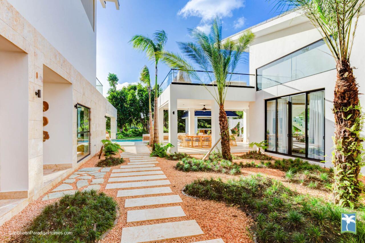 Hacienda_A33_Punta_Cana_Resort_Caribbean_Paradise_Homes_27-1-scaled