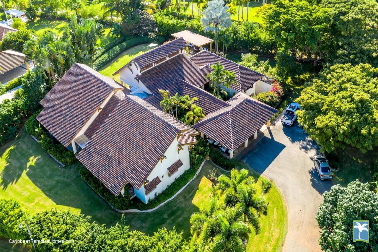 Las_Colinas_20_Casa_de_Campo_Caribbean_Paradise_Homes_3-scaled