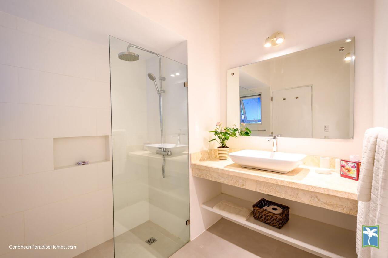 Los_Lagos-55_Casa_de_Campo_Caribbean_Paradise_Homes_14-scaled