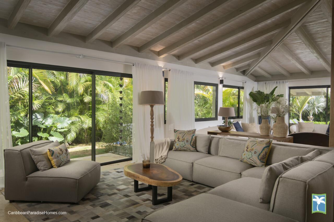 Los_Lagos_101_Casa_de_Campo_Caribbean_Paradise_Homes_17-scaled