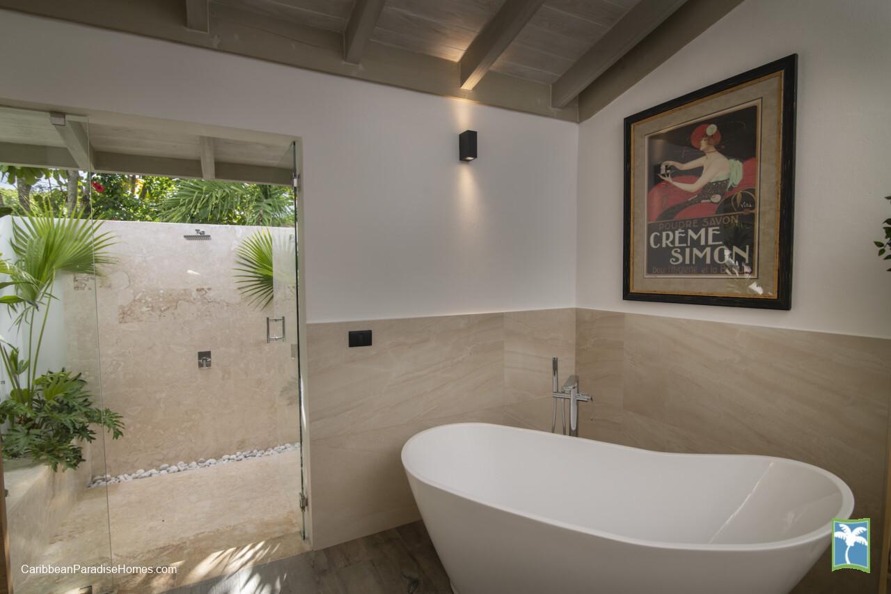 Los_Lagos_101_Casa_de_Campo_Caribbean_Paradise_Homes_26-scaled
