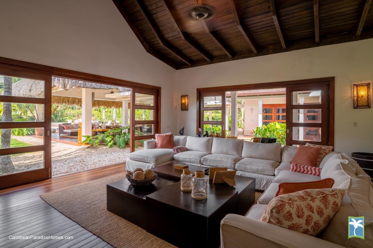 Los_Naranjos_11_Casa_de_Campo_Caribbean_Paradise_Homes_3-scaled