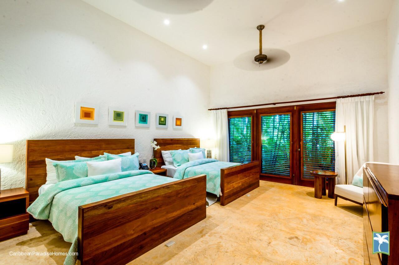 Villa Eden