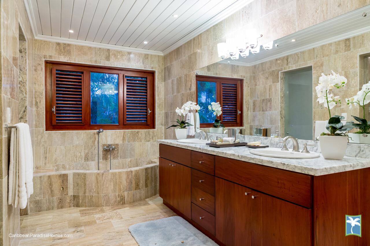 VistaMar_30_Casa_de-Campo_Caribbean_Paradise_Homes_30-scaled