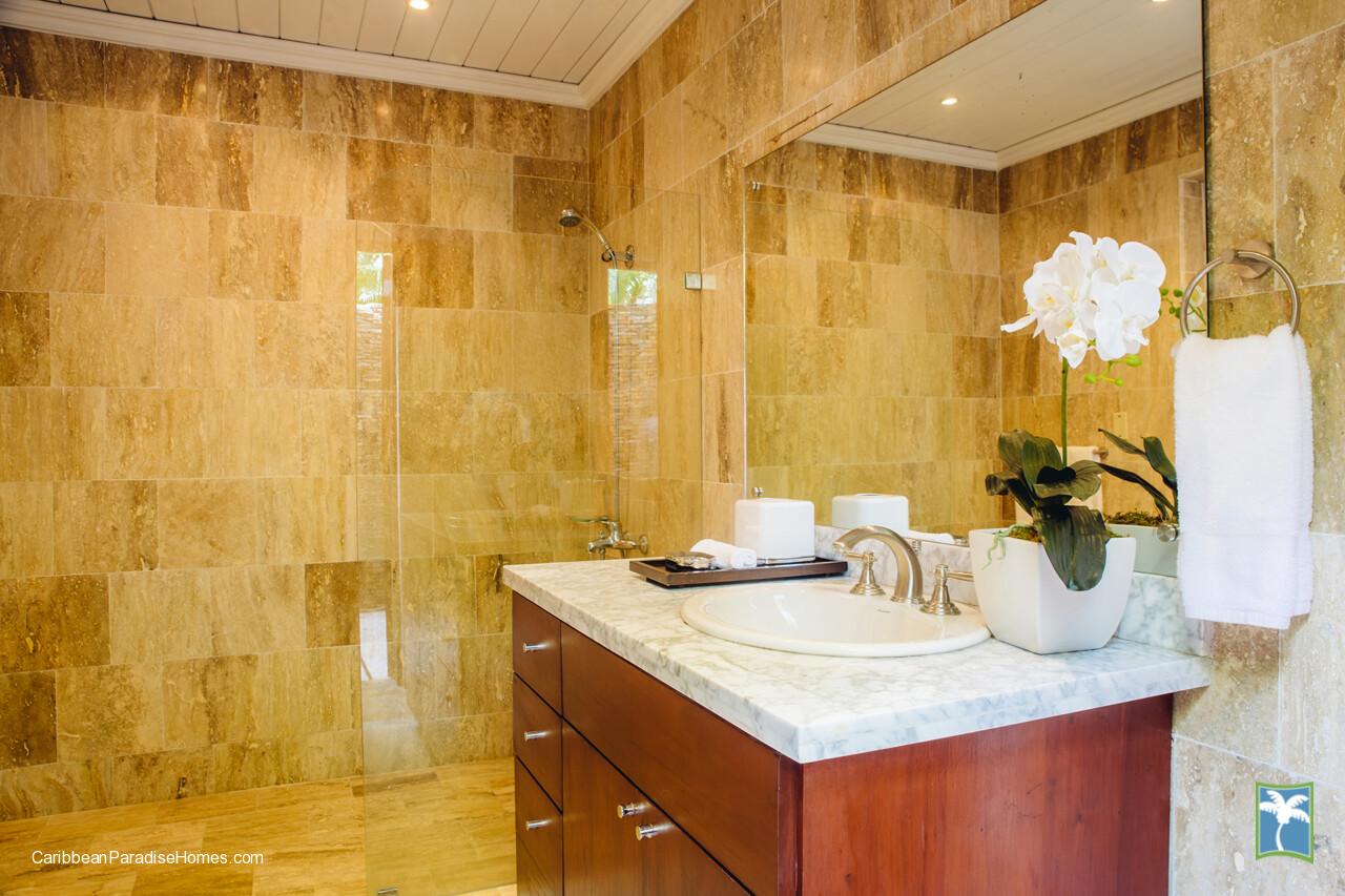 VistaMar_30_Casa_de-Campo_Caribbean_Paradise_Homes_36-scaled