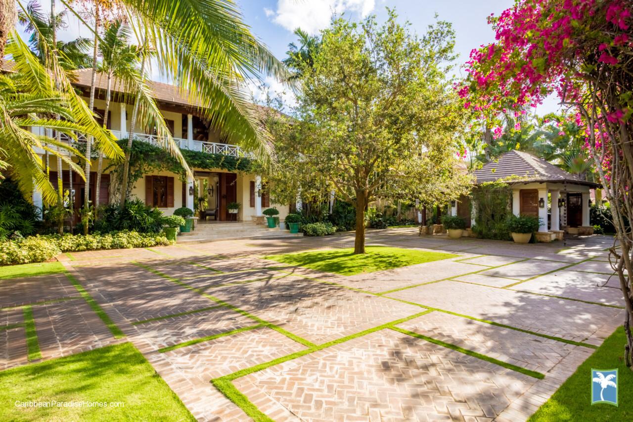 Vista_Chavon_13_Casa_de_Campo_Caribbean_Paradise_Homes_1-scaled
