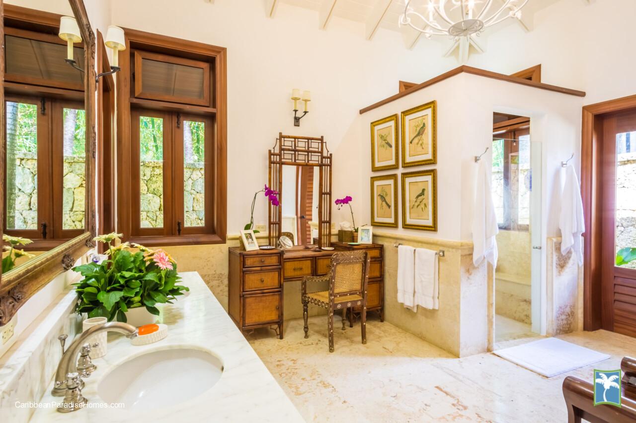 Vista_Chavon_13_Casa_de_Campo_Caribbean_Paradise_Homes_24-scaled