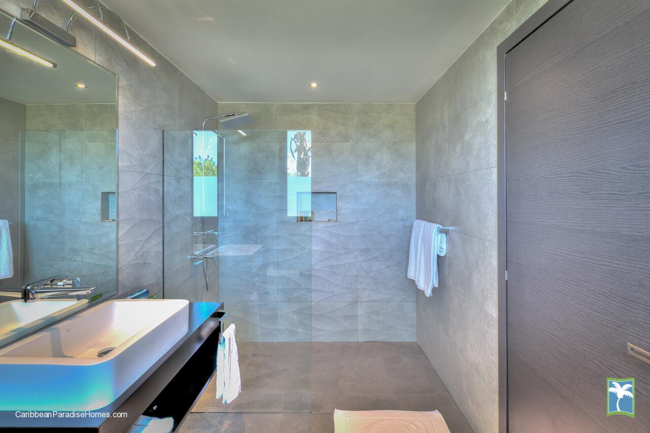 Yarari_Royale_Cap_Cana_Caribbean_Paradise_Homes_31-scaled