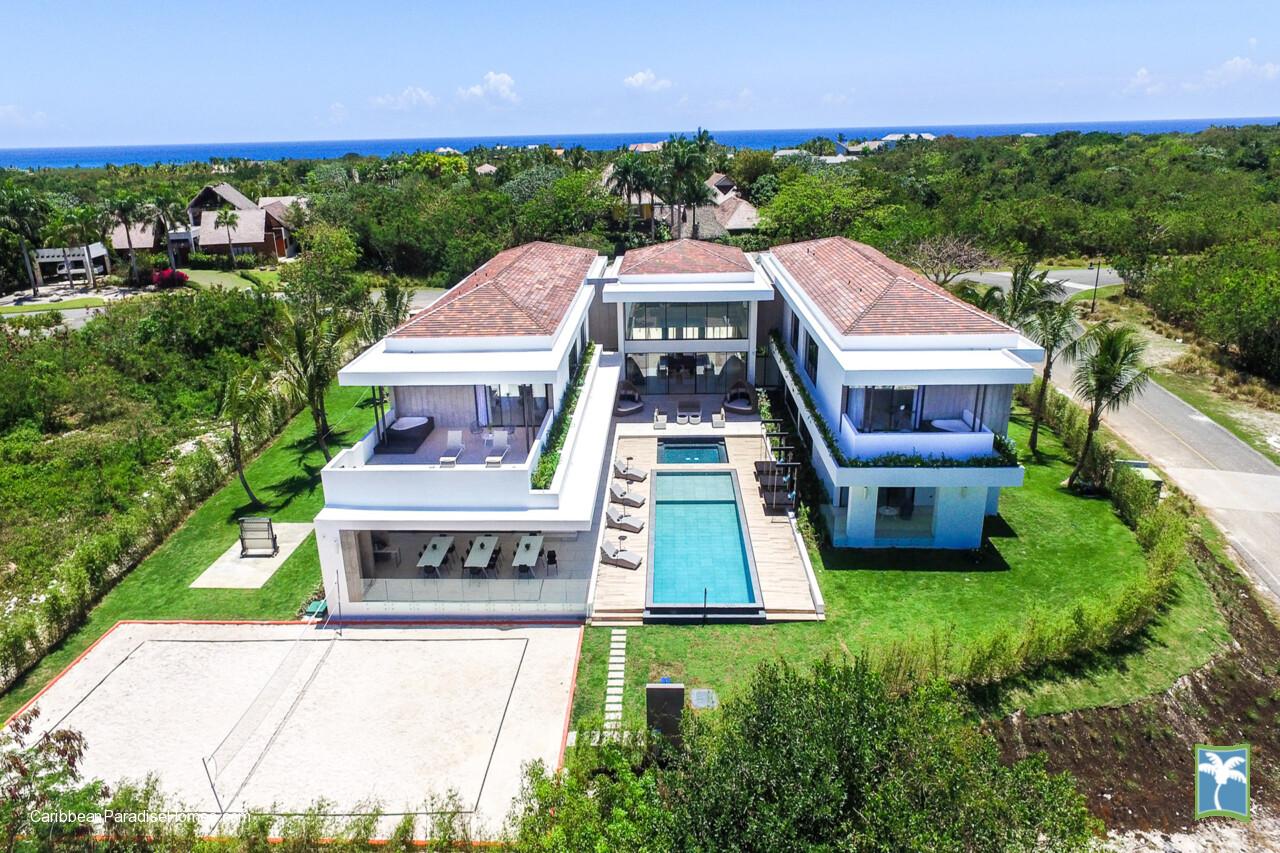 Yarari_Royale_Cap_Cana_Caribbean_Paradise_Homes_49-scaled